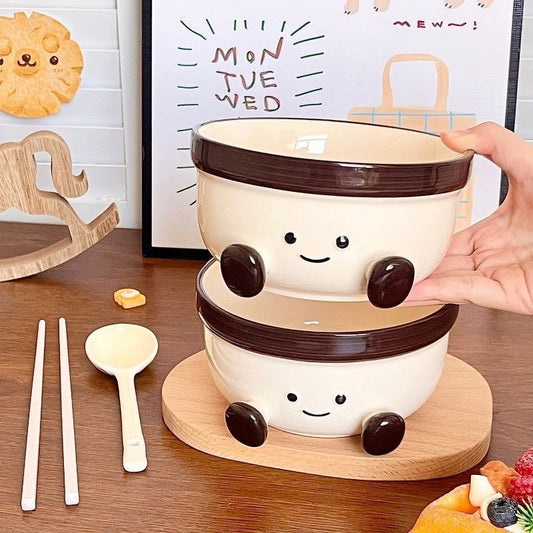 Cute ceramic soup bowl with lid and smiley face design for noodles and rice in Canada