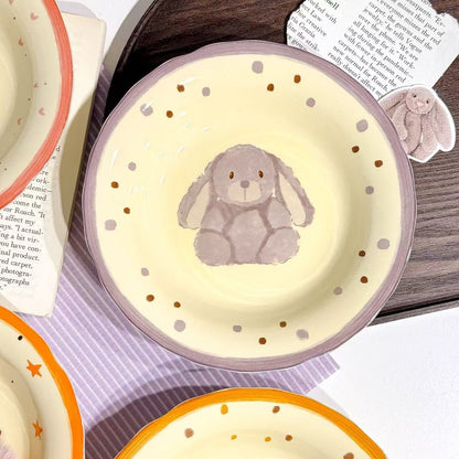 Children's plate with a bunny design In Canada
